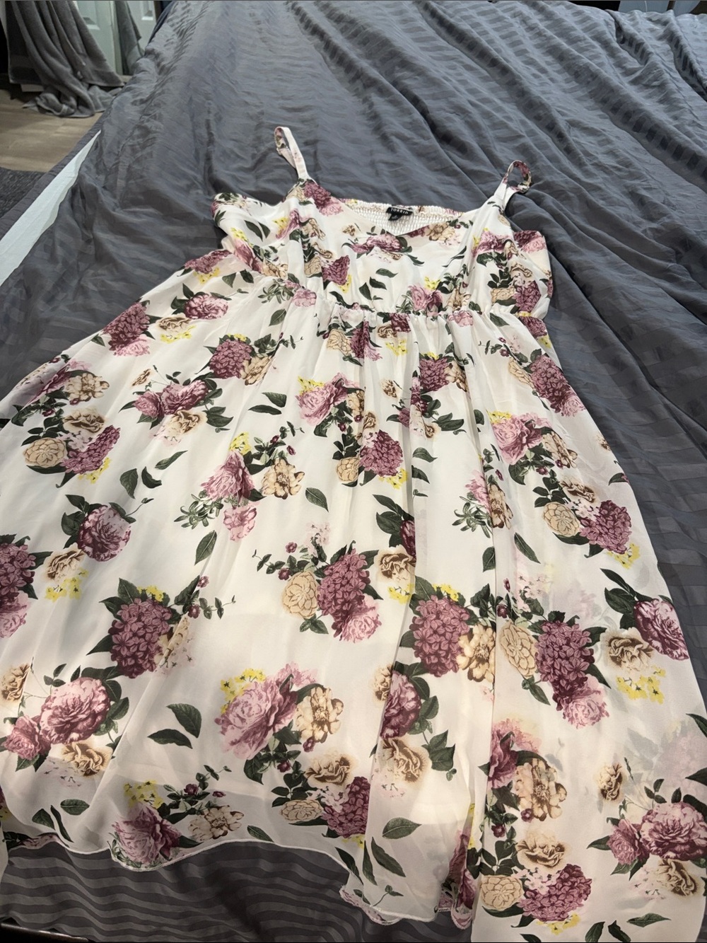 torrid White Maxi Dress with Pink & Cream Floral Print